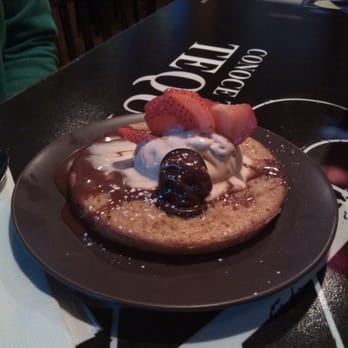Machete Tequila + Tacos - Corn cake, caramel sauce, ice cream, and strawberries. - Mexican Near Me - Denver, Colorado