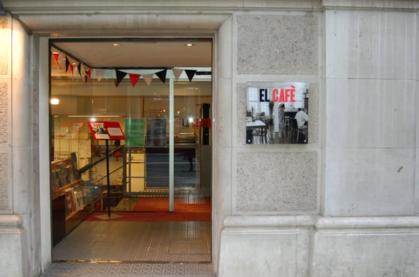 Llibreria la Central by null