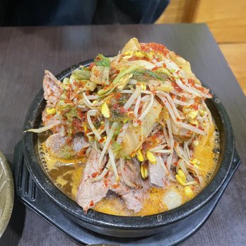 Sunrise House - Pork bone soup - Korean Near Me - Toronto, Ontario