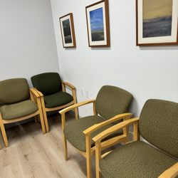 Retina Consultants of Orange County - Waiting room