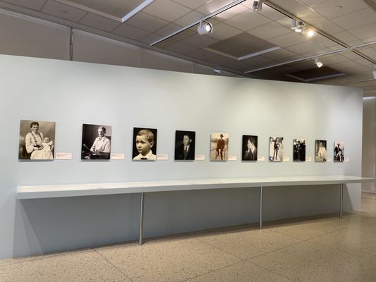 Palm Springs Art Museum Architecture and Design Center by null