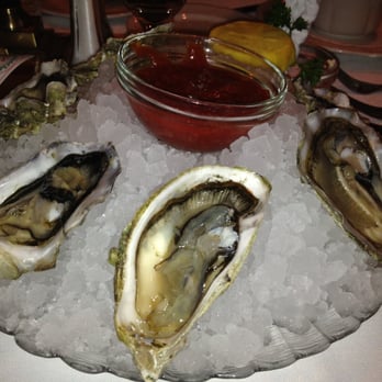 21 Oceanfront - Fresh shucked oyster - New American Near Me - Newport Beach, California