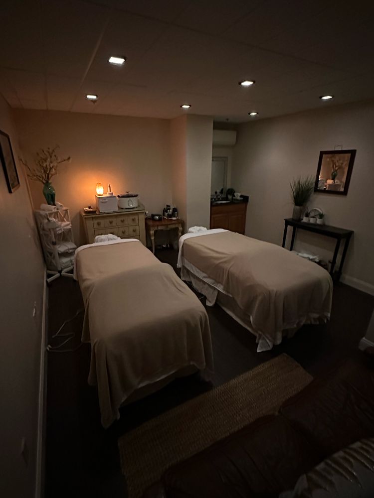 SALT MICRO SPA NORTH CONWAY Updated October 2024 14 Photos & 11