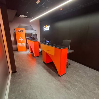 Sixt - Sixt Autonoleggio Malpensa Aeroporto T2 - Car Rental Near Me - Ferno, Virginia