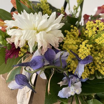 Flowers For Dreams - Florists Near Me - Chicago, Illinois Flowers For Dreams - Florists Near Me - Chicago, Illinois