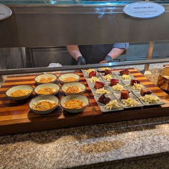 Bacchanal Buffet - Variety of dishes - these single servings were not bad! - Buffets Near Me - Las Vegas, Nevada