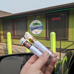 Cascade Kropz - Going for that damn Green Card. Get w/ it Yelp