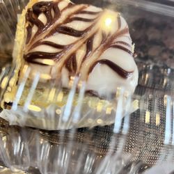 Giuliano's Delicatessen and Bakery - Napoleon