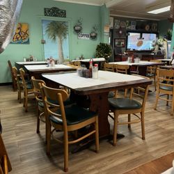 McClellanville Diner - Inside of the restaurant