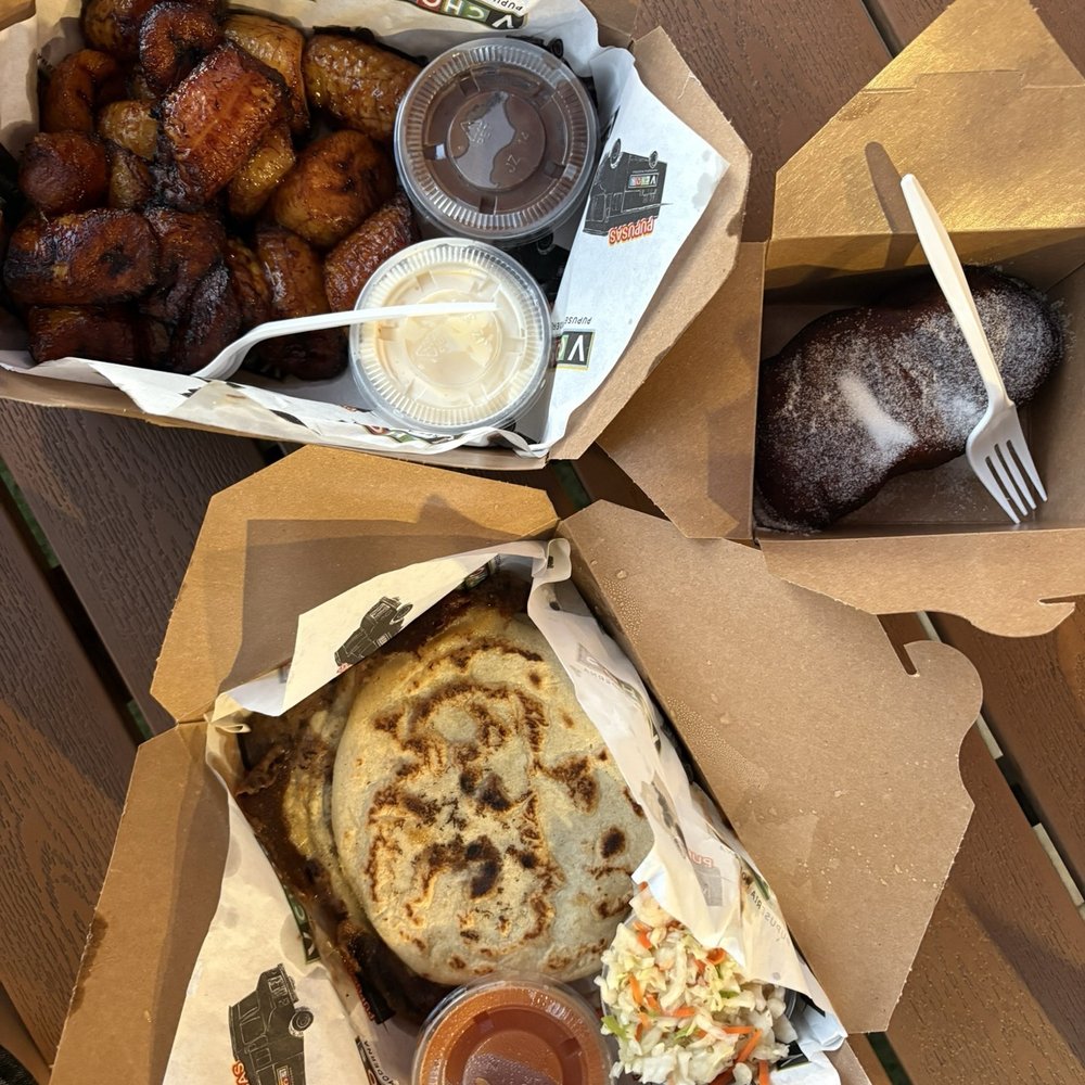 Vchos - Platanos, ube empanada, pupusas - Salvadoran Near Me - Rancho Cucamonga, California