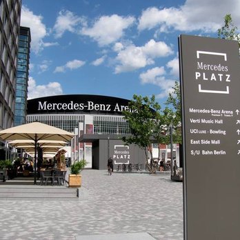 Mercedes Platz - Mercedes Platz im Sommer 2019.:) - Public Plazas Near Me - Berlin, BE