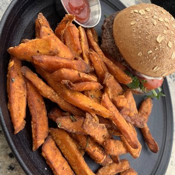 GRANVILLE - Village Burger - New American Near Me - Pasadena, California