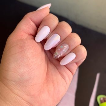 Blooming Nail Bar - Gel X - Nail Salons Near Me - Burbank, California