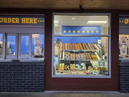 Round Rock Donuts by null