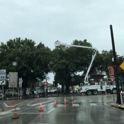 Main Plaza - Putting up holiday lights today