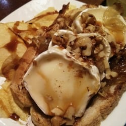 El Chicharrón - Tosta de queso de cabra y cebolla caramelizada