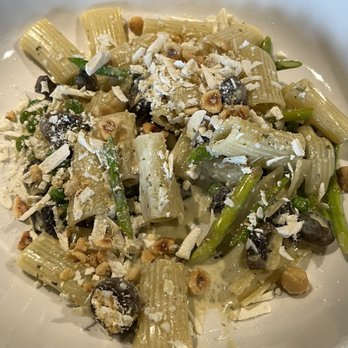 Bella - Wild mushroom rigatoni - Italian Near Me - Maryville, Tennessee