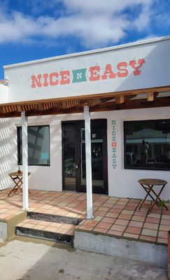 Nice N Easy by null