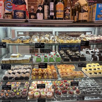 Modern Pastry Shop - Bakeries Near Me - Boston, Massachusetts