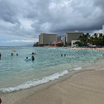 Waikiki Beach - Beaches Near Me