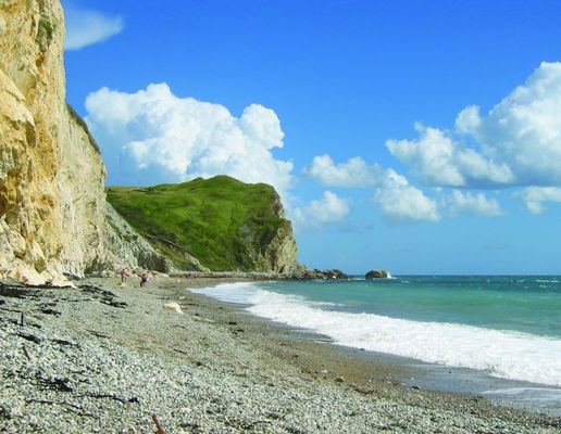 YHA Lulworth Cove by null