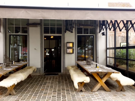 Mon Restaurant by null