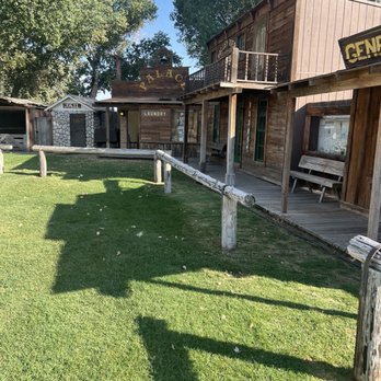 Brown's Town Campground - Campgrounds Near Me - Bishop, California