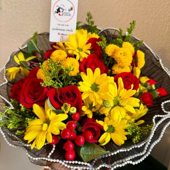 Adriana’s Events - Flower Bouquets - Balloon Services Near Me - York, Pennsylvania Adriana’s Events - Flower Bouquets - Balloon Services Near Me - York, Pennsylvania