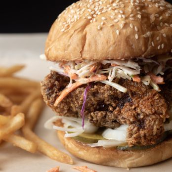The People’s Courts - NOLA Fried Chicken Sandwich - Pickleball Near Me - Portland, Oregon The People’s Courts - NOLA Fried Chicken Sandwich - Pickleball Near Me - Portland, Oregon