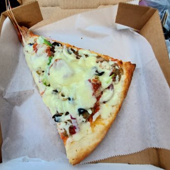 Fellini's Pizza - Pizza Near Me - Decatur, Georgia