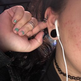 double helix. no cartilage bumps. happy and healthy.