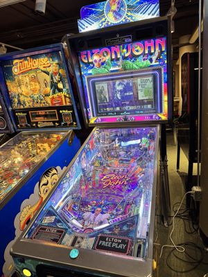 Roanoke Pinball Museum by null