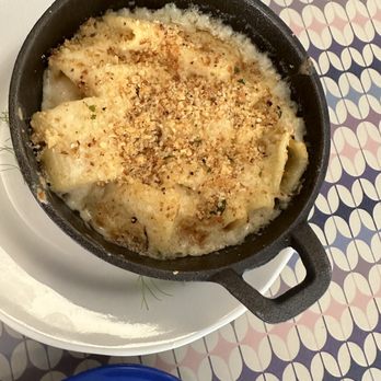 Bunny's Buckets & Bubbles - Mac-N-Cheese - Chicken Shop Near Me - Baltimore, Maryland