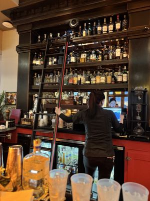 The Pearl Hotel by null