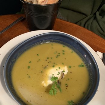 La Coïncidence - Soup of the day - French Near Me - Paris, 75 La Coïncidence - Soup of the day - French Near Me - Paris, 75