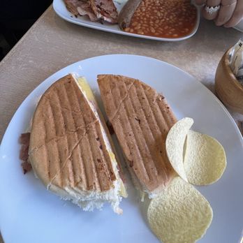 Peter's Cafe - Ham and cheese bap and full English Breakfast - Cafes Near Me - London, XGL Peter's Cafe - Ham and cheese bap and full English Breakfast - Cafes Near Me - London, XGL