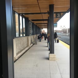Weston GO/UP Express Station - One of the UP Express platforms