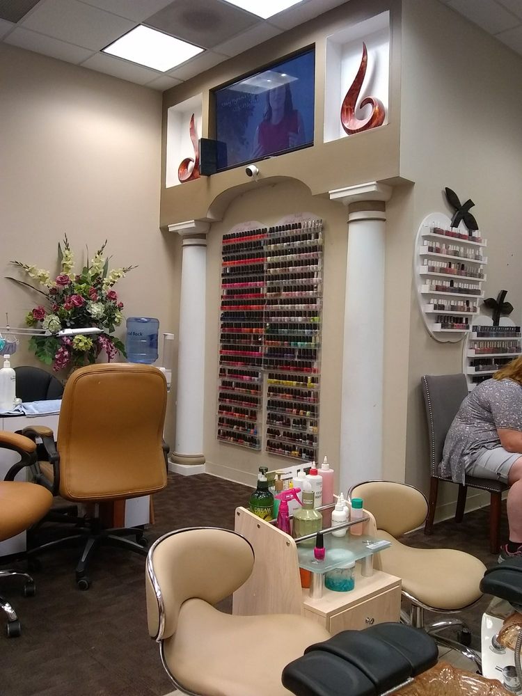 NAIL STUDIO Updated October 2024 182 Colonie Ctr, Albany, New York