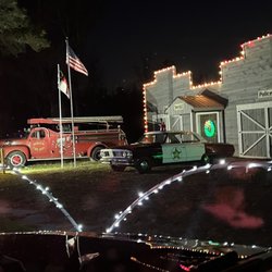 ELJ Farms - Check out the neat old vehicles