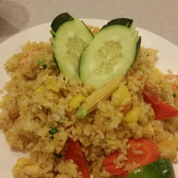 Thai Kitchen - Pineapple fried rice oh so delicious - Thai Near Me - Minturn, Colorado Thai Kitchen - Pineapple fried rice oh so delicious - Thai Near Me - Minturn, Colorado