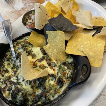 Local Table - Cast-Iron Spinach Artichoke Dip - New American Near Me - Cypress, Texas Local Table - Cast-Iron Spinach Artichoke Dip - New American Near Me - Cypress, Texas
