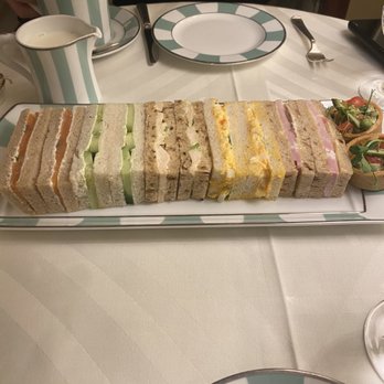 Claridge's - Finger sandwiches - Hotels Near Me - London, XGL