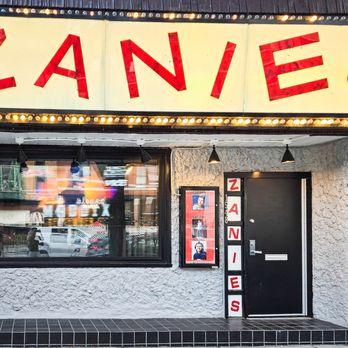 Zanies - Comedy Clubs Near Me - Chicago, Illinois Zanies - Comedy Clubs Near Me - Chicago, Illinois