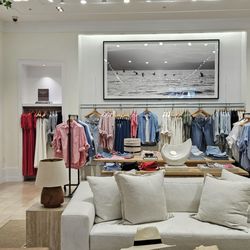 Banana Republic