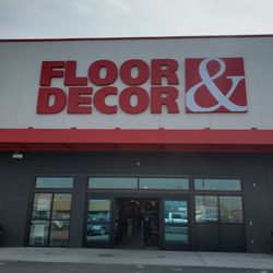 Floor & Decor - Store exterior