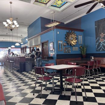 First City Soda - Looking toward front of store - Ice Cream & Frozen Yogurt Near Me - Leavenworth, Kansas First City Soda - Looking toward front of store - Ice Cream & Frozen Yogurt Near Me - Leavenworth, Kansas