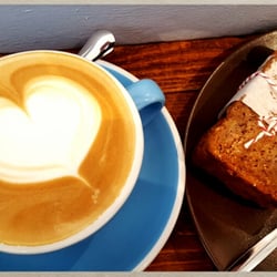 CODOS - Cappuccino und Bananabread