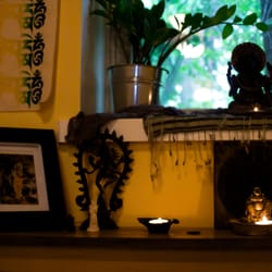 Blue Banyan Yoga