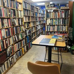 Webster's Bookstore Cafe - Hidden tables