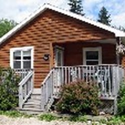 Anchorage House & Cottages